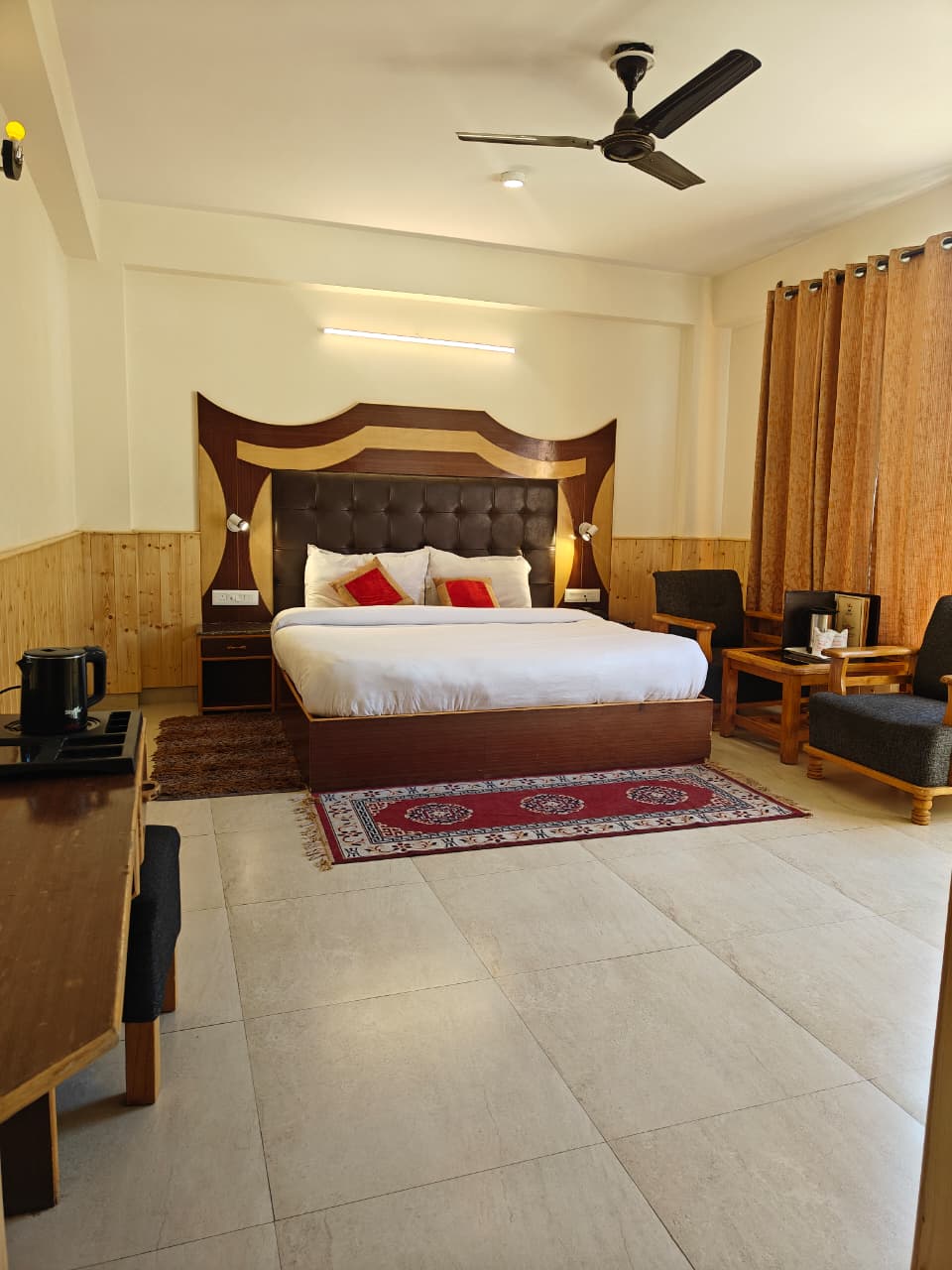 Deluxe rooms